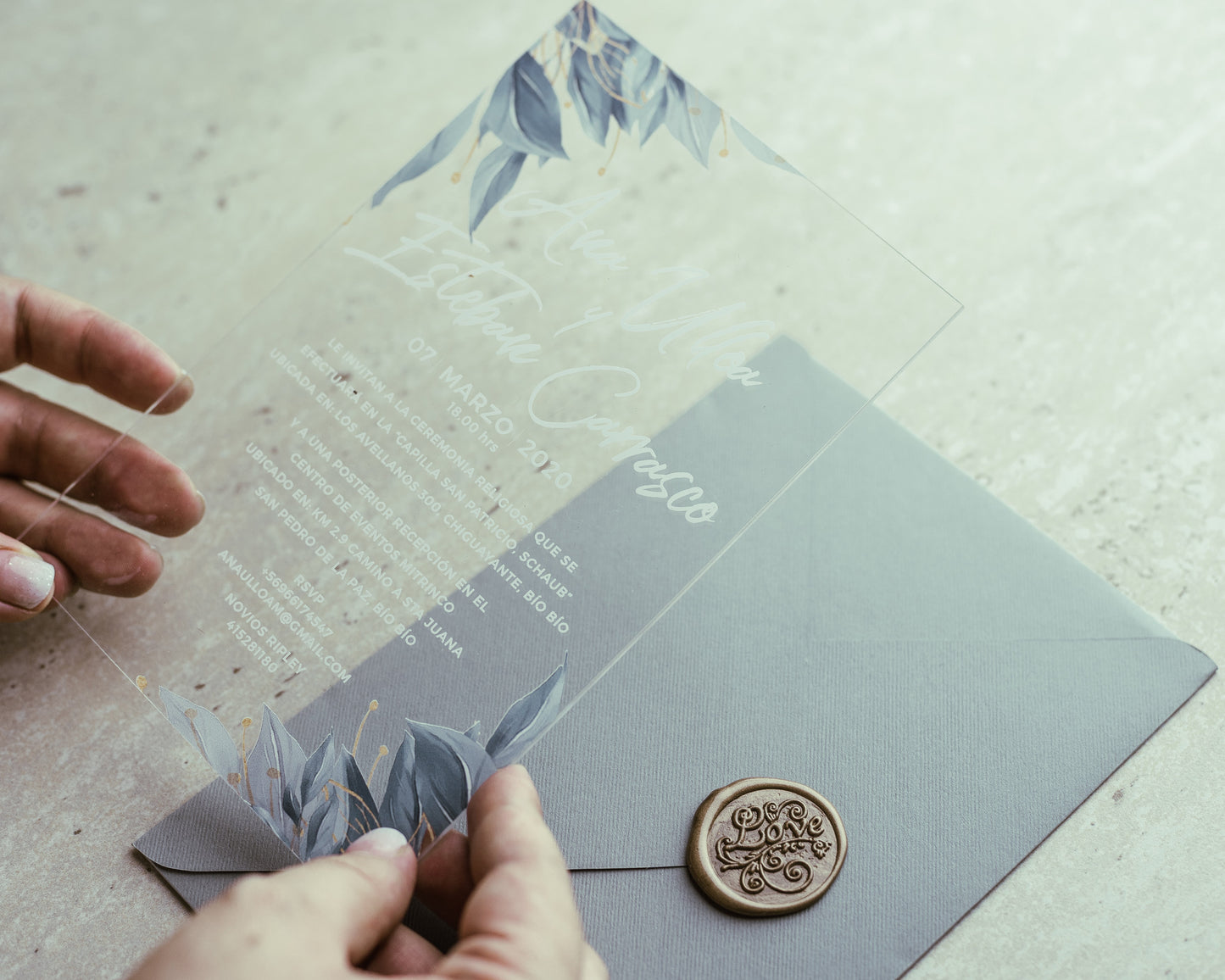 Invitación Acrílica Floral Blue Personalizada para Matrimonio