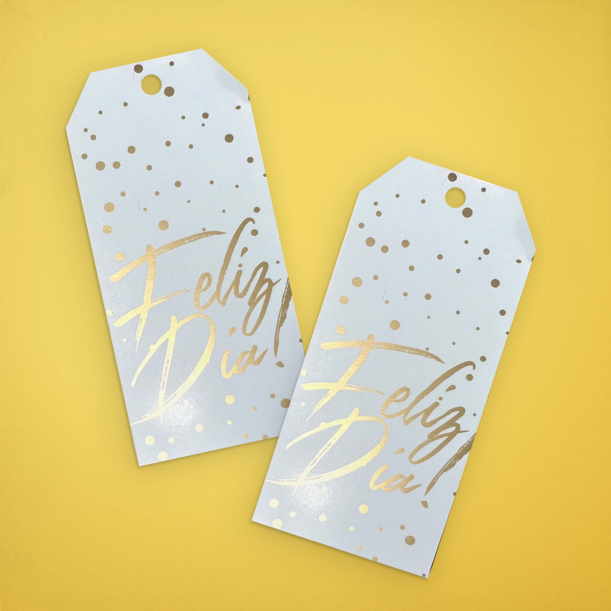 100 Tarjetas Feliz Día Estándar Puntos Dorados