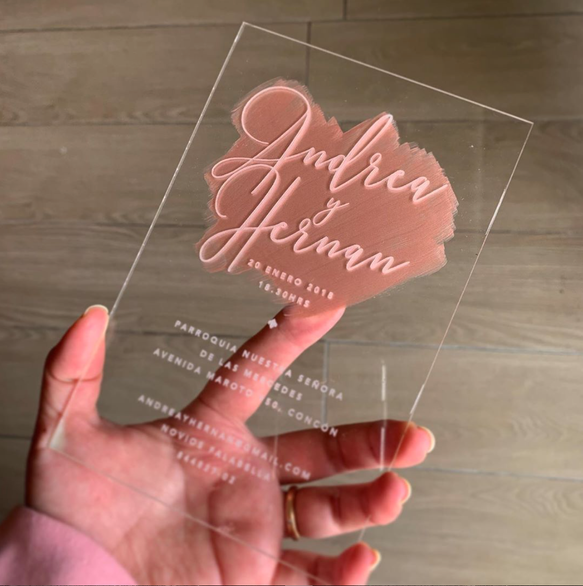 Invitación Acrílica Clear con Tinta Palo Rosa para Matrimonio