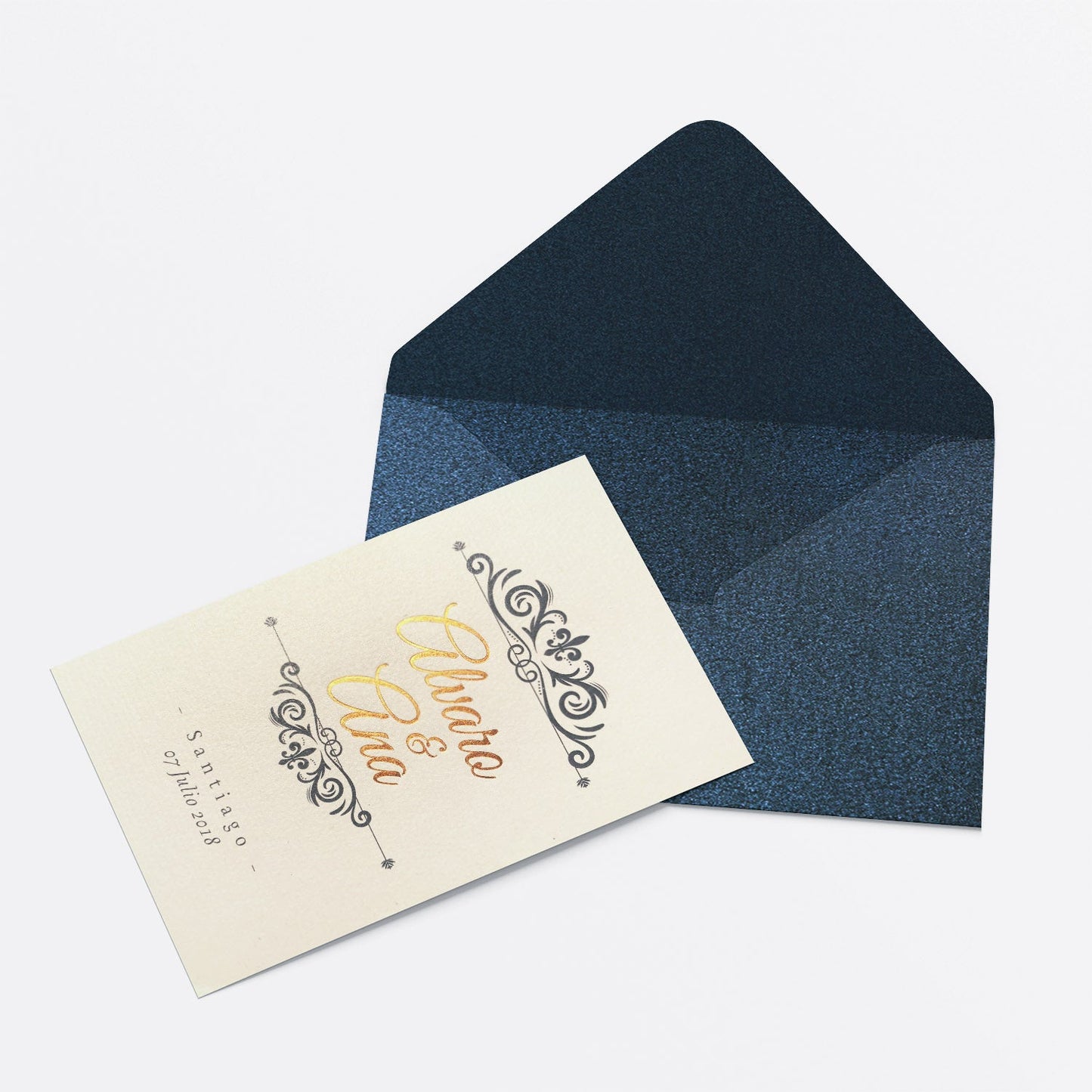 Invitación Flor de Lis – Invitación de Matrimonio Clásica Elegante Personalizable