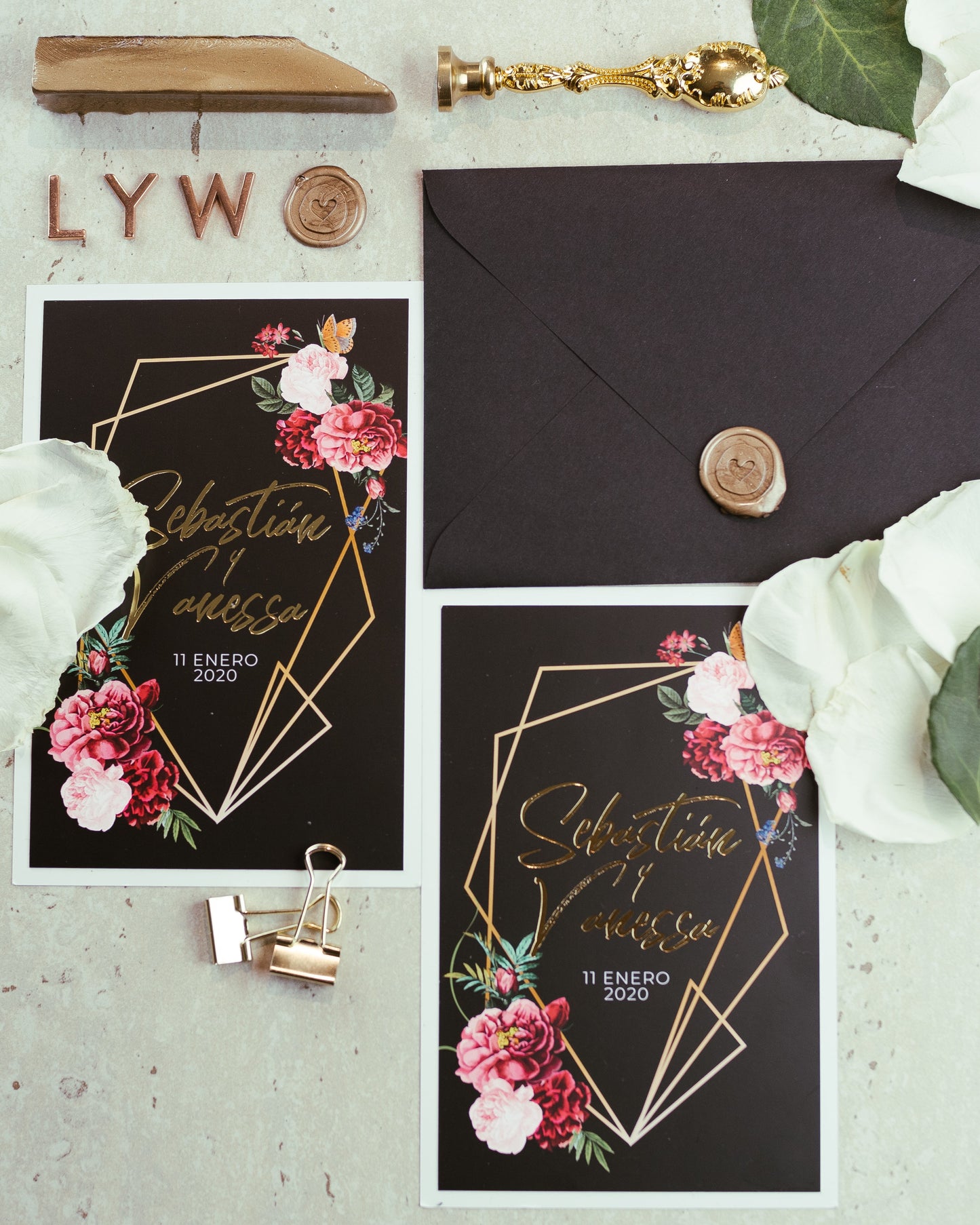 Invitación Floral Geométrica – Invitación de Matrimonio Elegante y Moderna