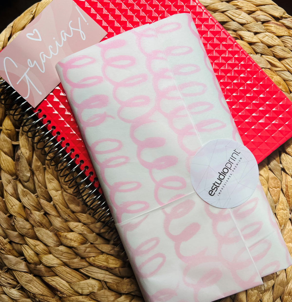 Papel seda estándar loop rosado para packaging (100 hojas)