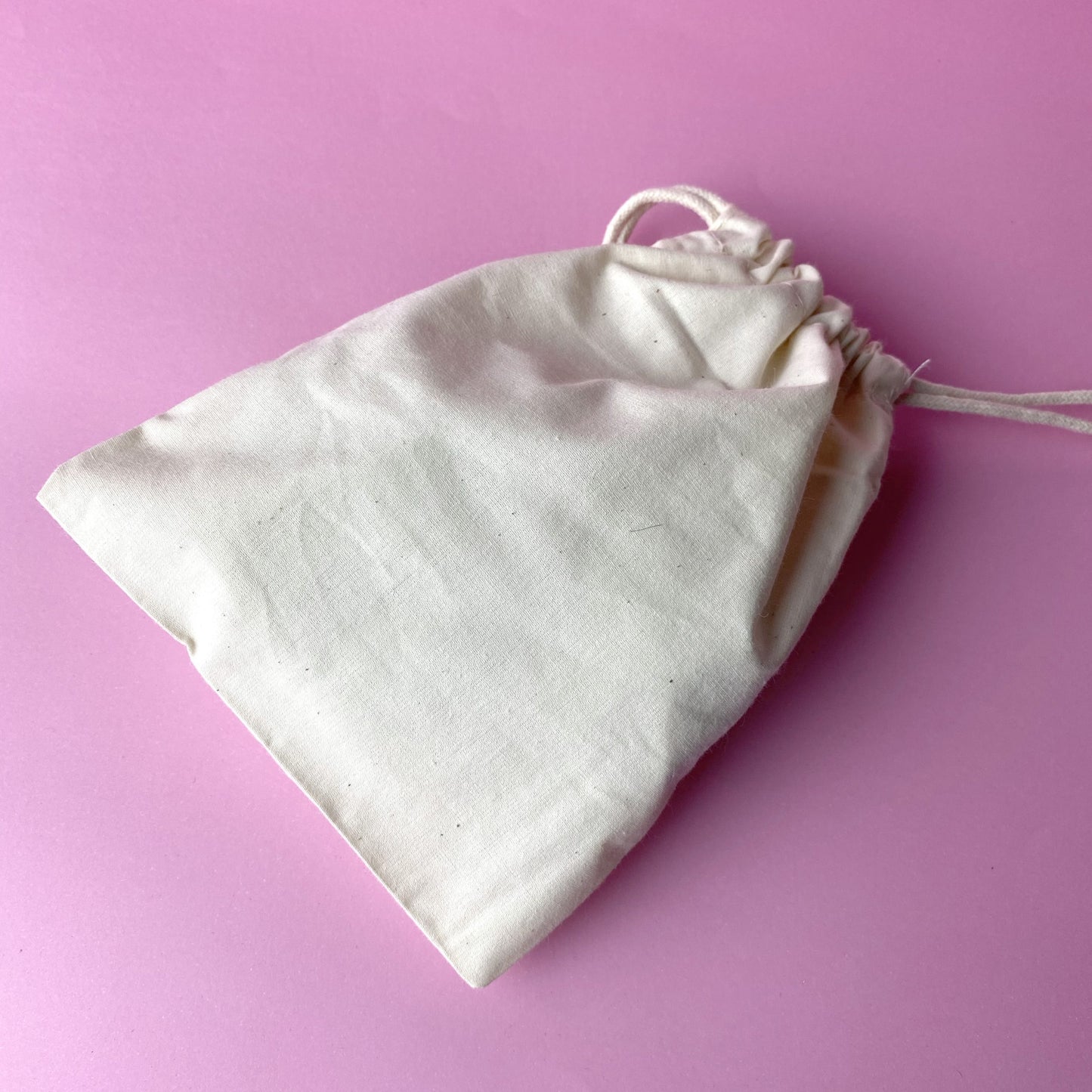 Pack de 30 Saquitos de Algodón Estándar para Obsequios y Packaging